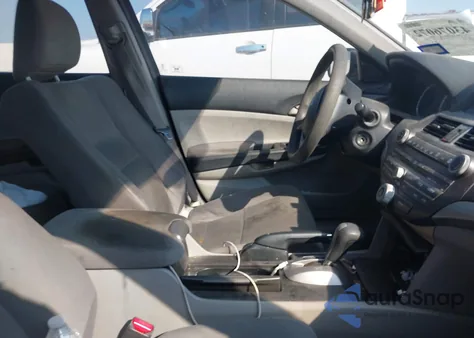 2011 Honda Accord 2.4 Lx-P from USA, damaged, VIN 1HGCP2F46BA150725